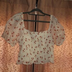 American Eagle Puff Sleeve Floral Blouse